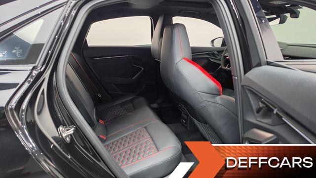 Audi RS3 2.5 TFSI Quattro Carbon Edition купить на сайте DeffCars