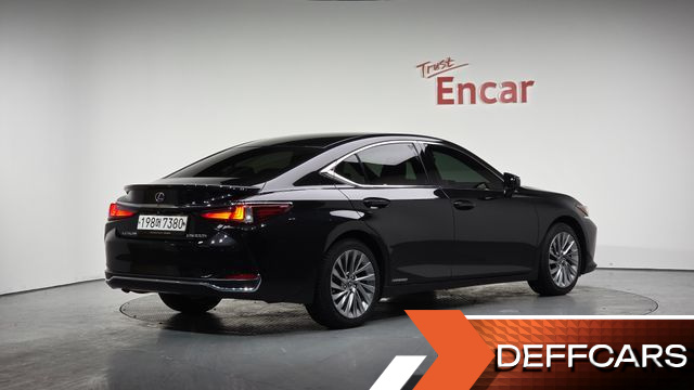 Lexus ES Luxury Plus купить на сайте DeffCars