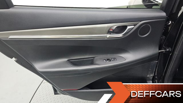 Hyundai GRANDEUR 2.5 Le Blanc купить на сайте DeffCars