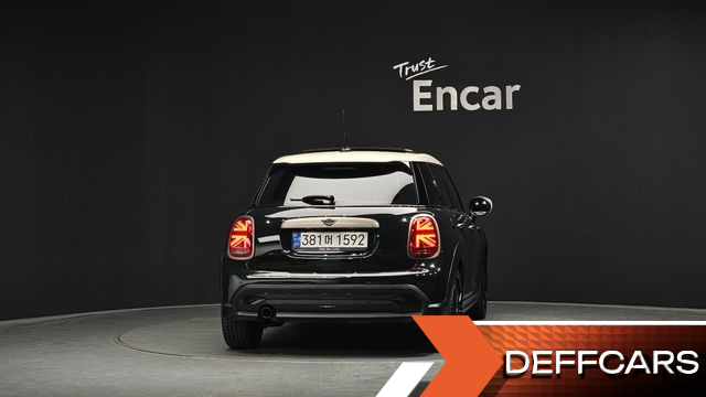 Mini COOPER 5Door Resolute Edition 3rd Gen купить на сайте DeffCars