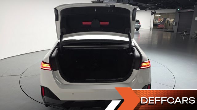 BMW 5-SERIES 530e xDrive M Sport купить на сайте DeffCars