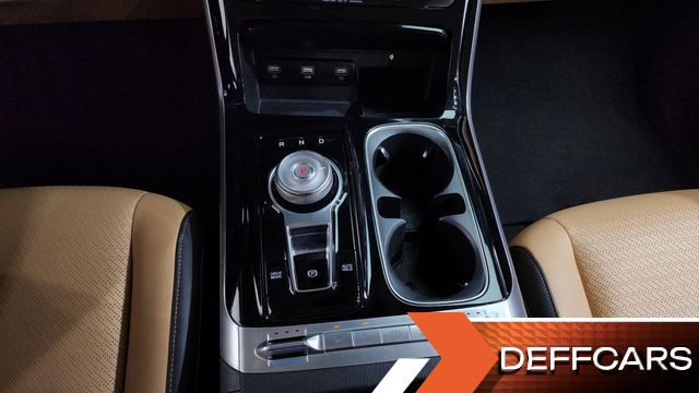 Kia CARNIVAL 9-Seater Noblesse купить на сайте DeffCars