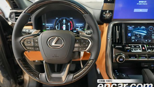 Lexus LX 700h Luxury купить на сайте DeffCars