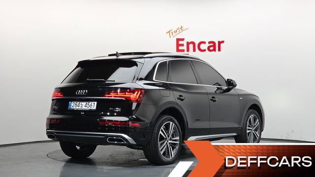 Audi Q5 45 TFSI Quattro Premium купить на сайте DeffCars
