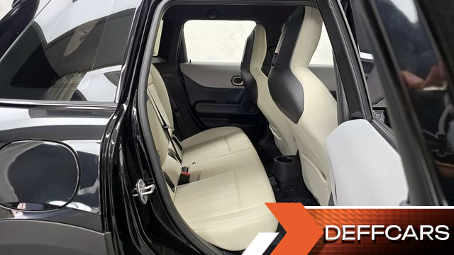 Mini COOPER 5 Door Favoured купить на сайте DeffCars