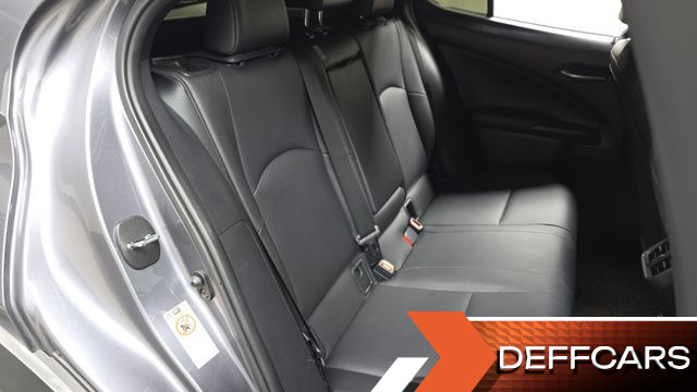 Lexus UX 2.0 2WD купить на сайте DeffCars