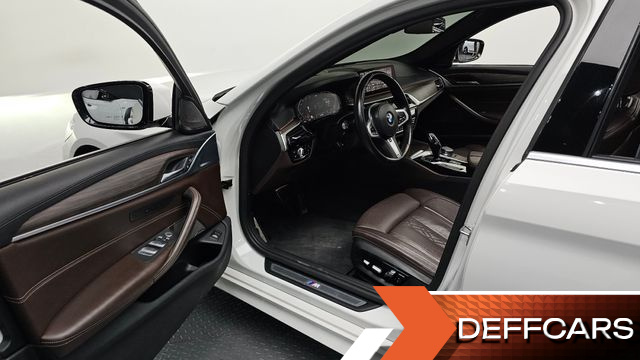 BMW 5-SERIES 520d M Sport Package Plus купить на сайте DeffCars