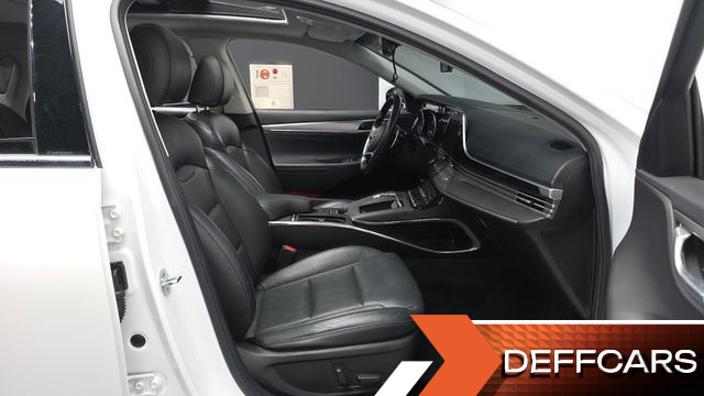 Hyundai GRANDEUR 3.0 LPi Rent Car Premium купить на сайте DeffCars
