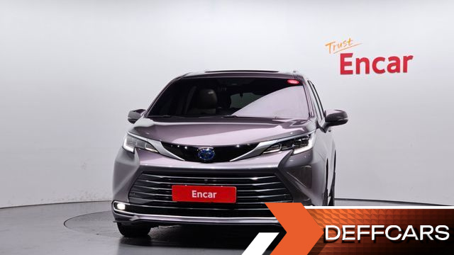 Toyota SIENNA 2.5 Hybrid AWD купить на сайте DeffCars
