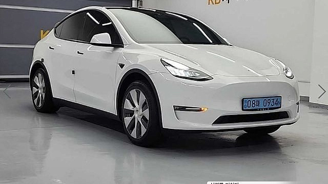 Tesla MODEL Y Standard Range купить на сайте DeffCars