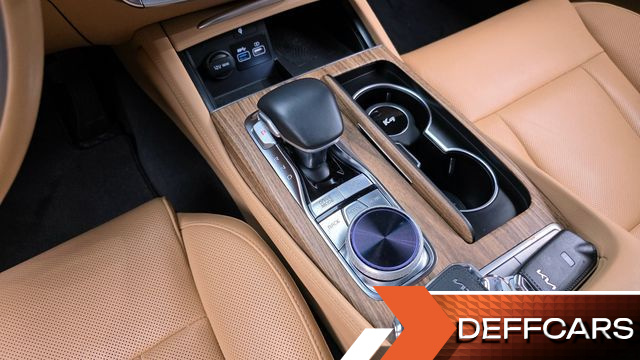 Kia K9 3.3 GDI AWD купить на сайте DeffCars