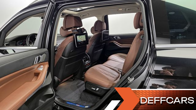 BMW X7 xDrive 40i Design Pure Excellence 7-Seater купить на сайте DeffCars