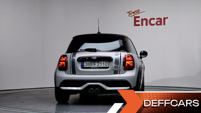 Mini COOPER Brick Lane Edition 3rd Gen купить на сайте DeffCars
