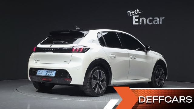Peugeot 208 GT Line купить на сайте DeffCars