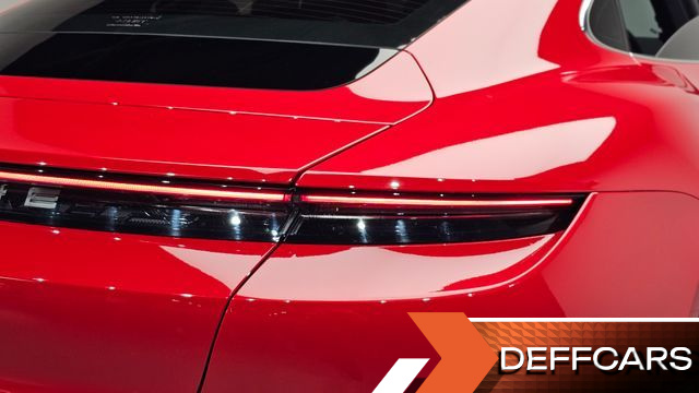Porsche TAYCAN 4S купить на сайте DeffCars