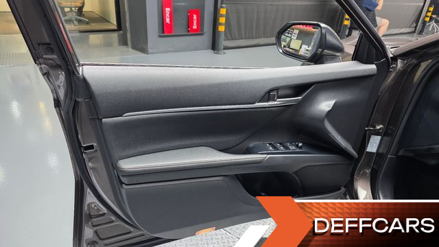 Toyota CAMRY 2.5 купить на сайте DeffCars
