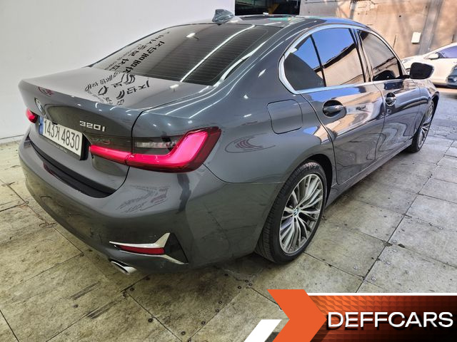 BMW 3-SERIES 320i M Sport купить на сайте DeffCars