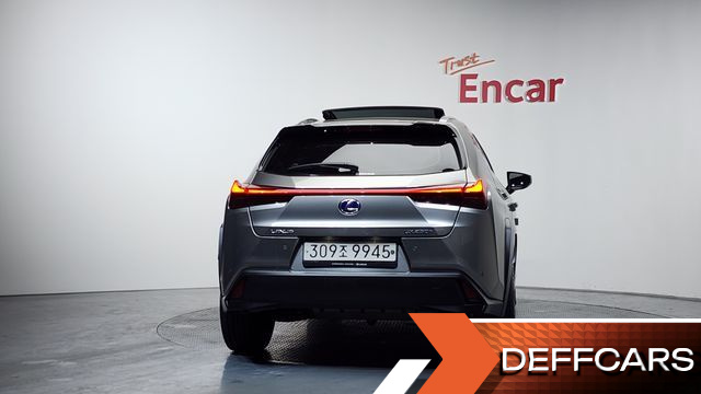 Lexus UX 2.0 2WD купить на сайте DeffCars
