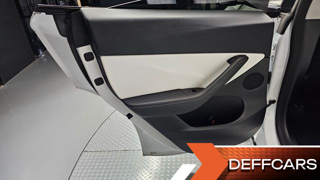 Tesla MODEL Y Performance AWD купить на сайте DeffCars