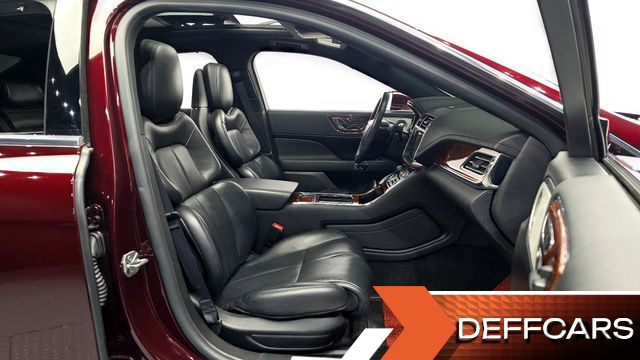 Lincoln CONTINENTAL 3.0 AWD купить на сайте DeffCars