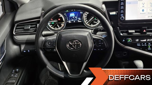 Toyota CAMRY 2.5 LE Hybrid купить на сайте DeffCars
