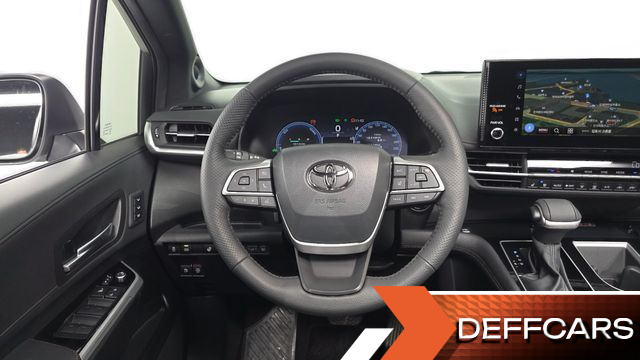 Toyota SIENNA 2.5 Hybrid AWD купить на сайте DeffCars