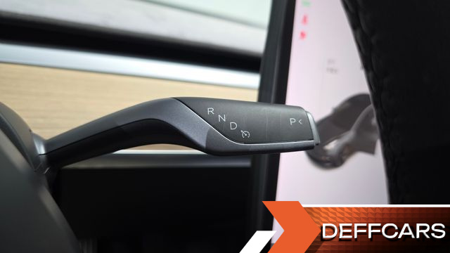 Tesla MODEL 3 Long Range AWD купить на сайте DeffCars