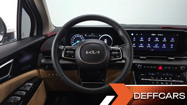 Kia CARNIVAL Gasoline 9-Seater Signature купить на сайте DeffCars