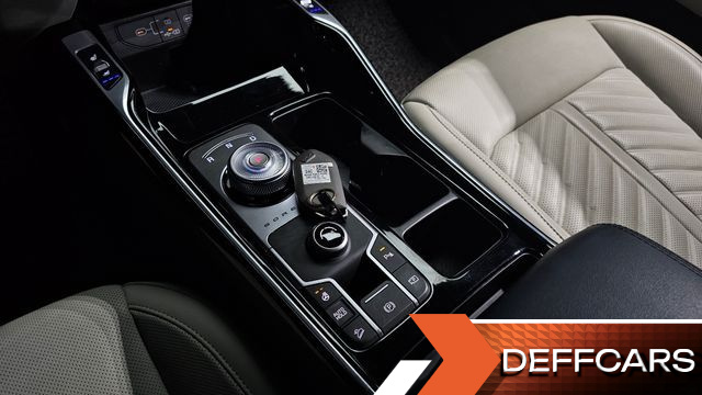 Kia SORENTO HEV 1.6 2WD Signature купить на сайте DeffCars