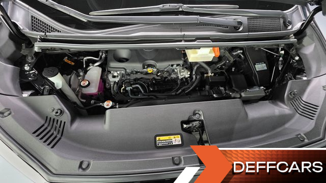 Toyota ALPHARD 2.5 HEV Executive AWD купить на сайте DeffCars
