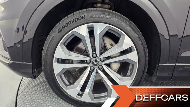 Audi Q8 55 TFSI Quattro Premium купить на сайте DeffCars