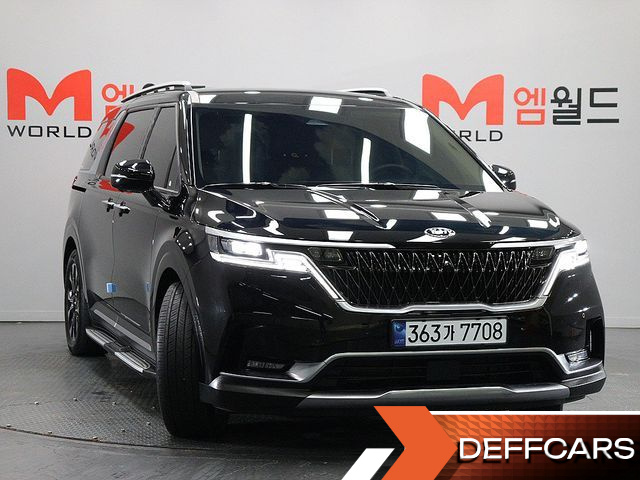 Kia CARNIVAL Gasoline 7-Seater Signature купить на сайте DeffCars