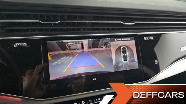 Audi Q8 55 TFSI Quattro Premium купить на сайте DeffCars