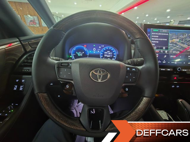 Toyota ALPHARD 2.5 HEV Executive AWD купить на сайте DeffCars