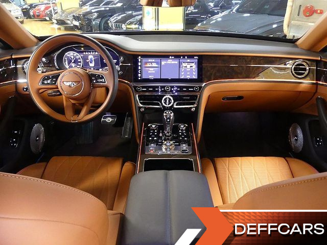Bentley FLYING SPUR 4.0 купить на сайте DeffCars