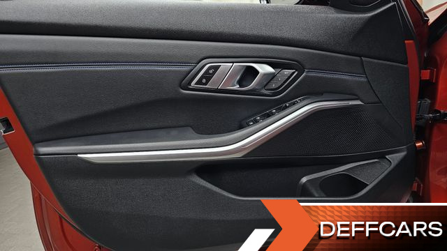 BMW 3-SERIES 320i M Sport купить на сайте DeffCars