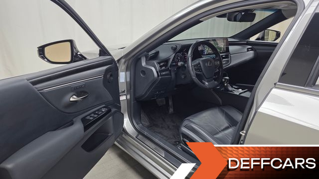 Lexus ES Luxury Plus купить на сайте DeffCars