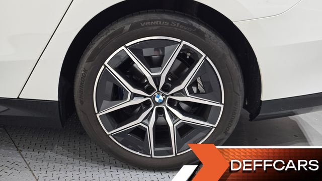 BMW 5-SERIES 520i M Sport купить на сайте DeffCars
