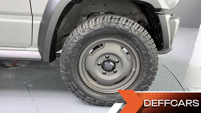Suzuki JIMNY 1.5 купить на сайте DeffCars