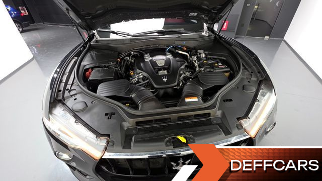 Maserati LEVANTE 3.0 AWD GranSport купить на сайте DeffCars