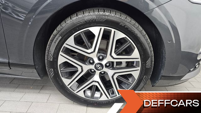 Hyundai GRANDEUR 2,5 Gasoline 2WD Exclusive купить на сайте DeffCars