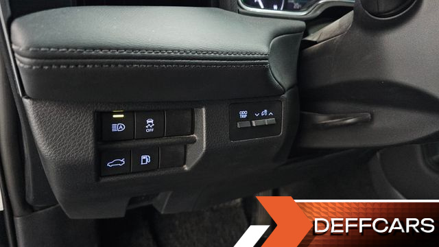 Toyota AVALON 2.5 Hybrid купить на сайте DeffCars