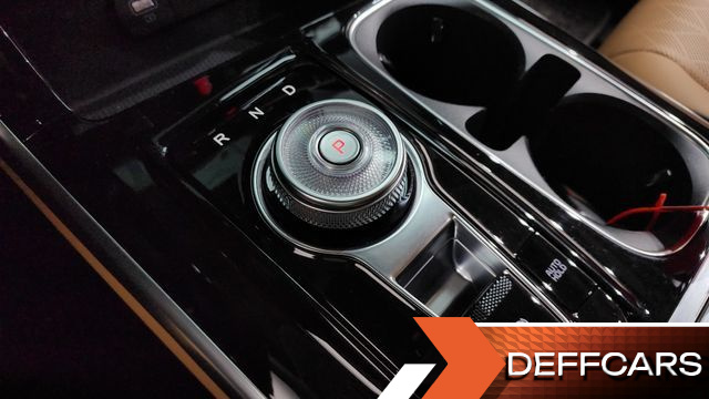 Kia CARNIVAL 9-Seater Noblesse купить на сайте DeffCars