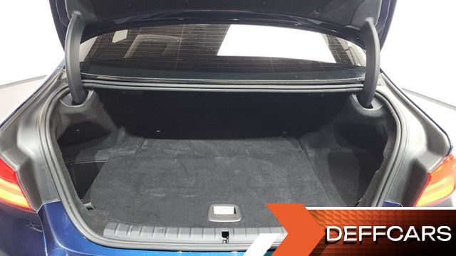 BMW 5-SERIES 530e M Sport купить на сайте DeffCars