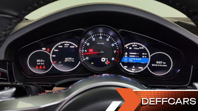 Porsche CAYENNE 3.0 PLATINUM EDITION купить на сайте DeffCars