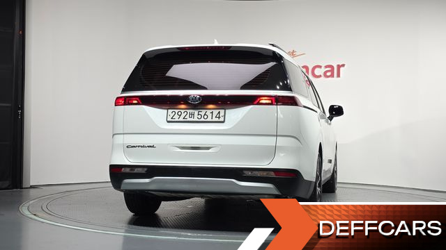 Kia CARNIVAL Diesel 9-Seater Prestige купить на сайте DeffCars