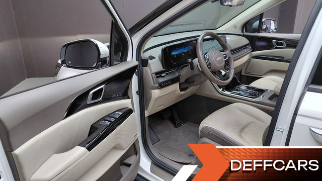 Kia CARNIVAL Gasoline 9-Seater Signature купить на сайте DeffCars