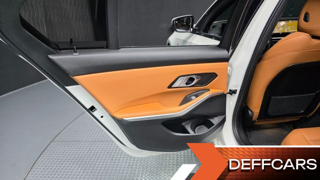 BMW 3-SERIES 320i M Sport купить на сайте DeffCars