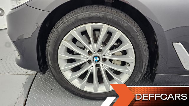BMW 5-SERIES 530i Luxury Plus купить на сайте DeffCars
