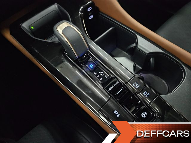 Toyota CROWN 2.5 4WD Hybrid купить на сайте DeffCars